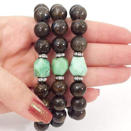 10mm Bronzite Beaded Bracelet with Chrysoprase Focal Bead – Grounded Energy for Your Journey