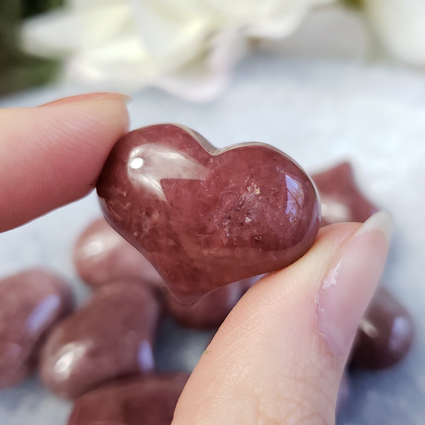 Strawberry Quartz - 1 inch Sweet Heart (25mm) - Crystal Happenings